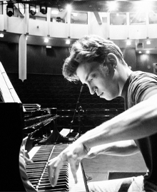 Artyom Timin  - Piano